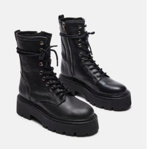 Steve Madden Combat boots New in Box Size 6.5
